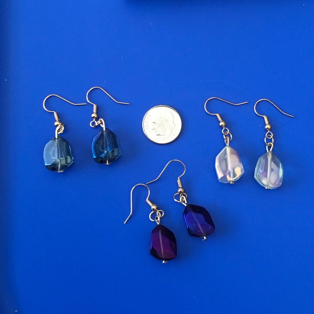 Set of three drop earrings